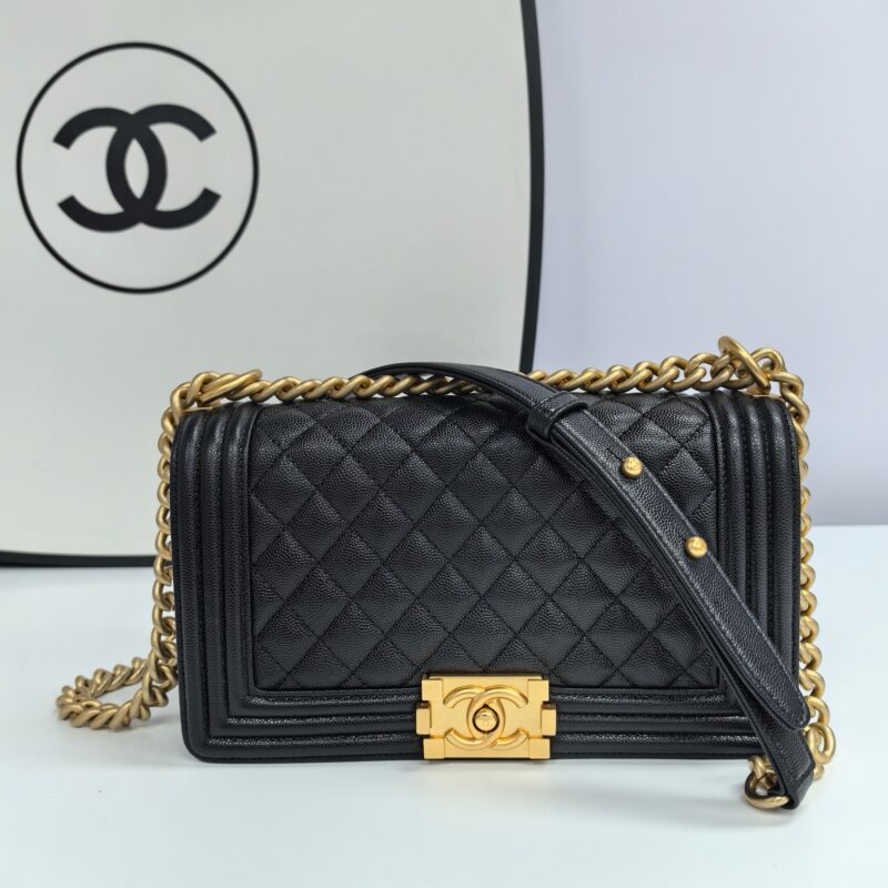 CHANEL LeBoy (MEDIUM SIZE)