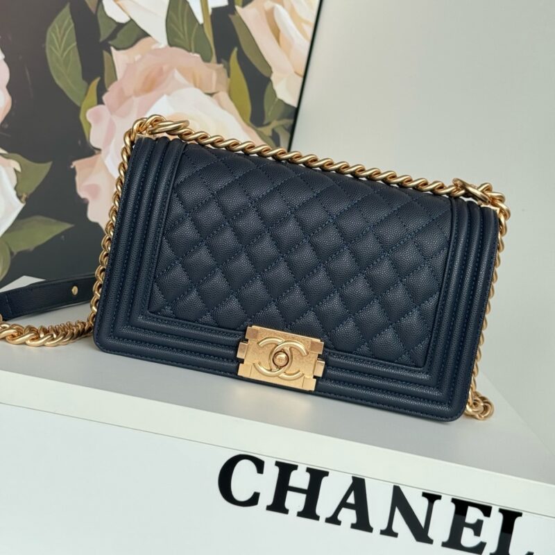 CHANEL LeBoy (MEDIUM SIZE) - Image 5