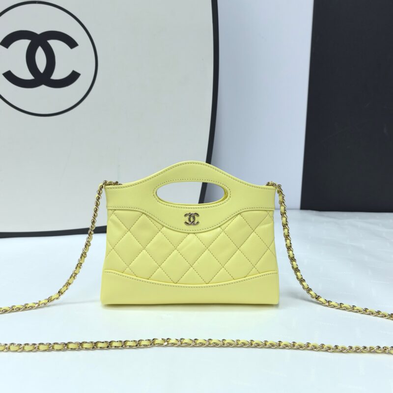 CHANEL 31BAG NANO - Image 2