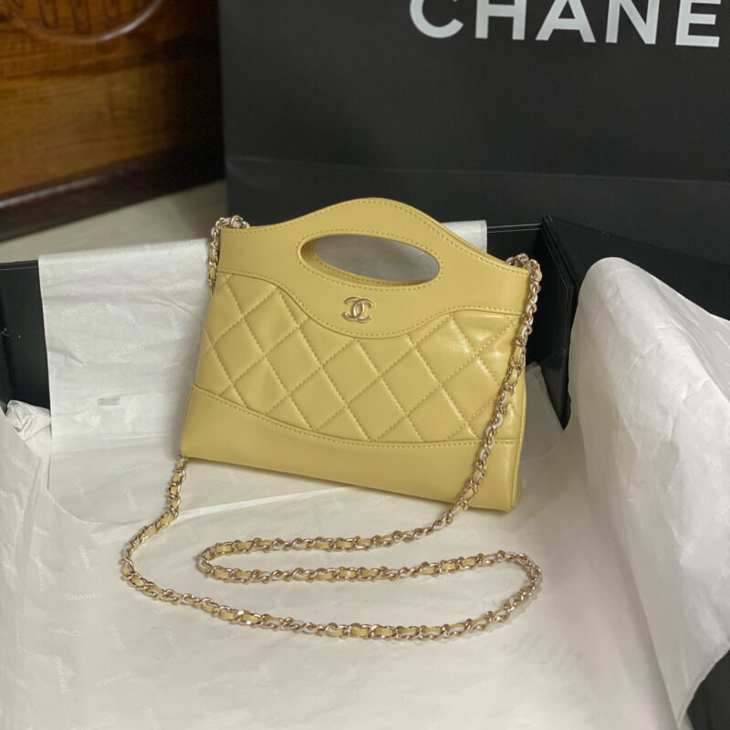 CHANEL 31BAG NANO - Image 10
