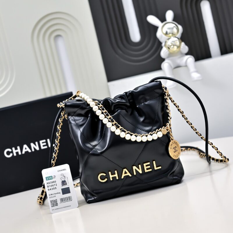 CHANEL 22BAG MINI - Image 18