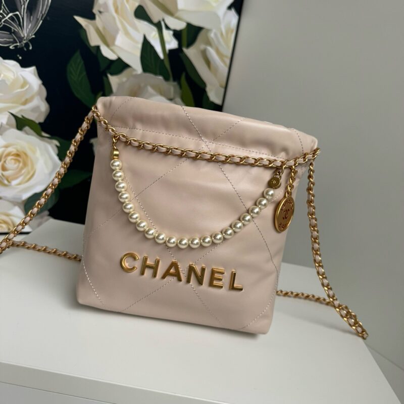 CHANEL 22BAG MINI - Image 14