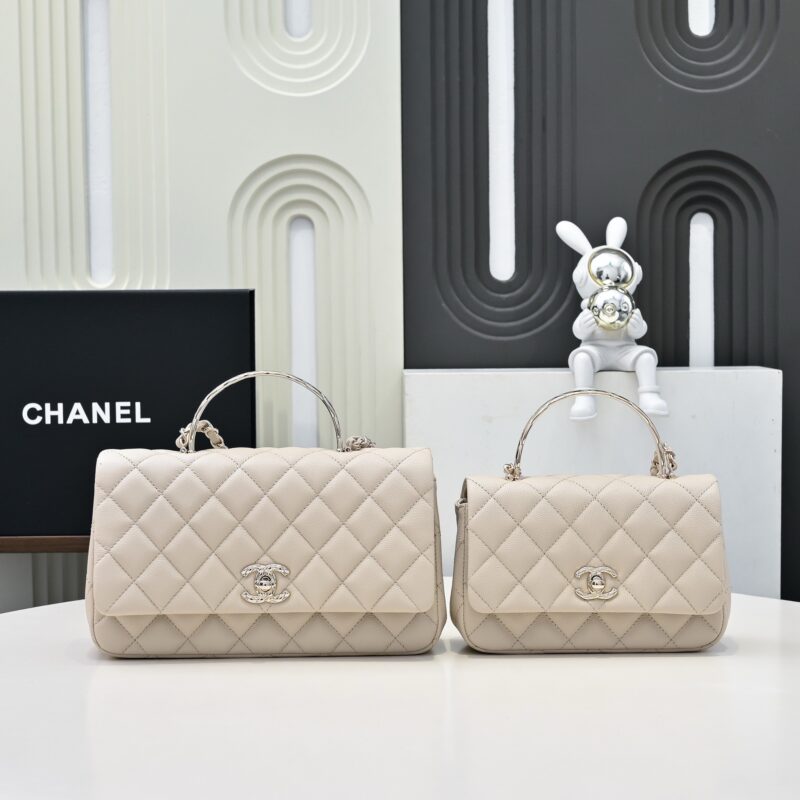 CHANEL COCO Handle - Image 4